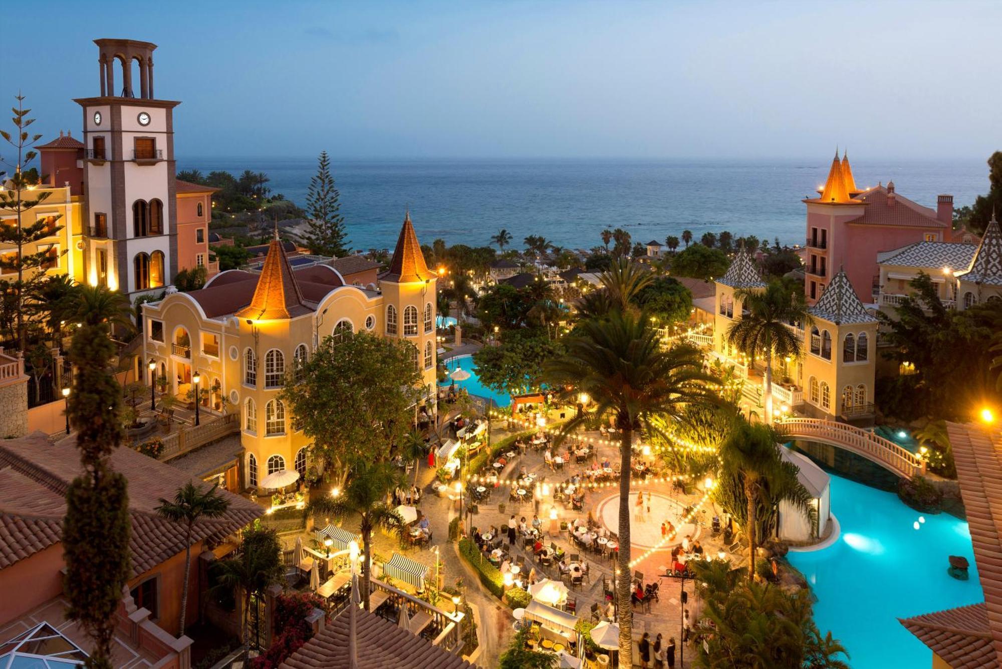 Bahía Del Duque 5*