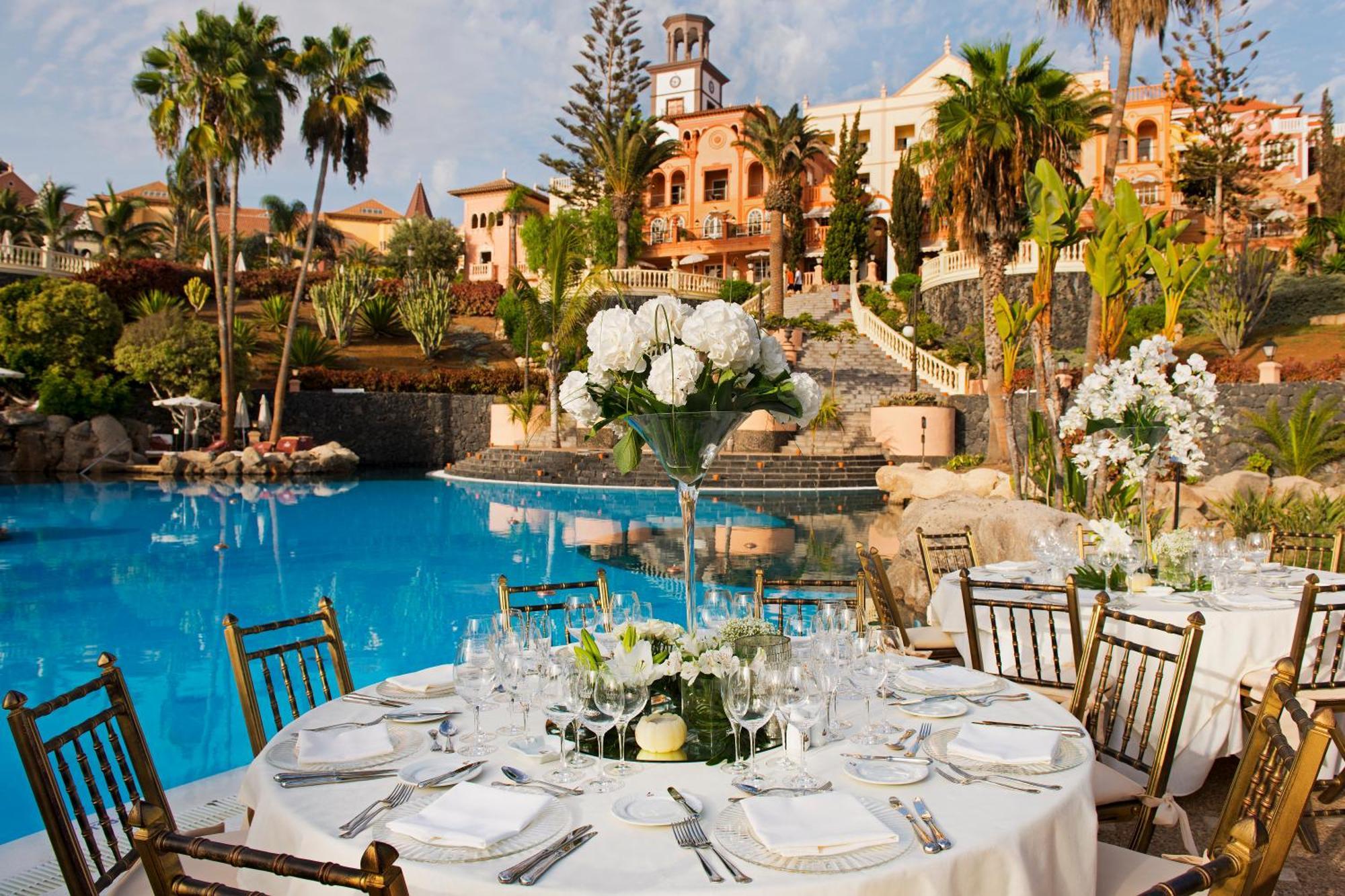 Bahía Del Duque Hotel 5*