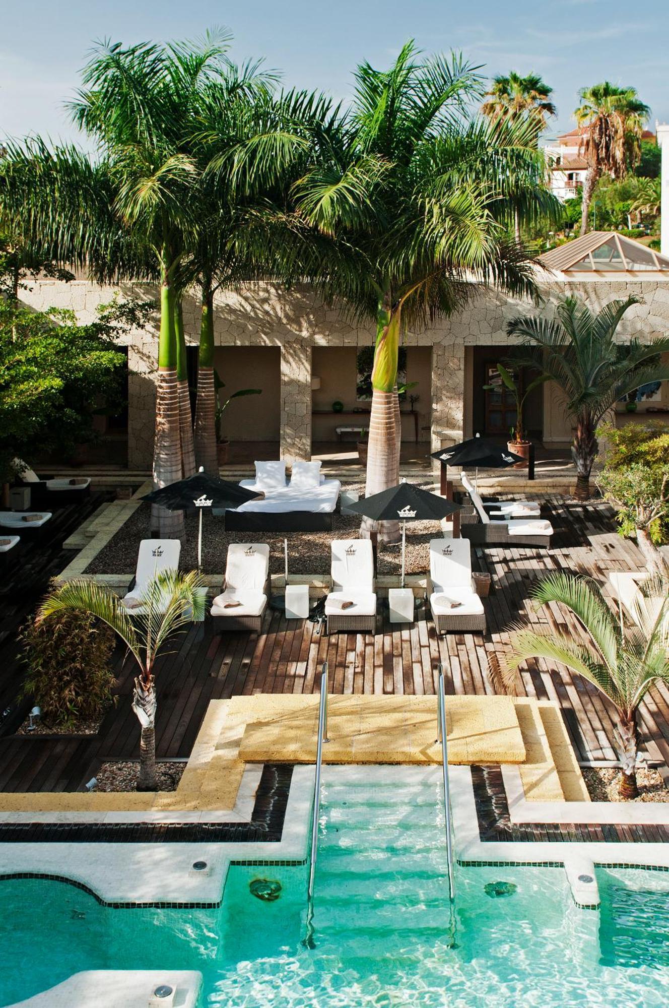 Hotel Bahía Del Duque 5*