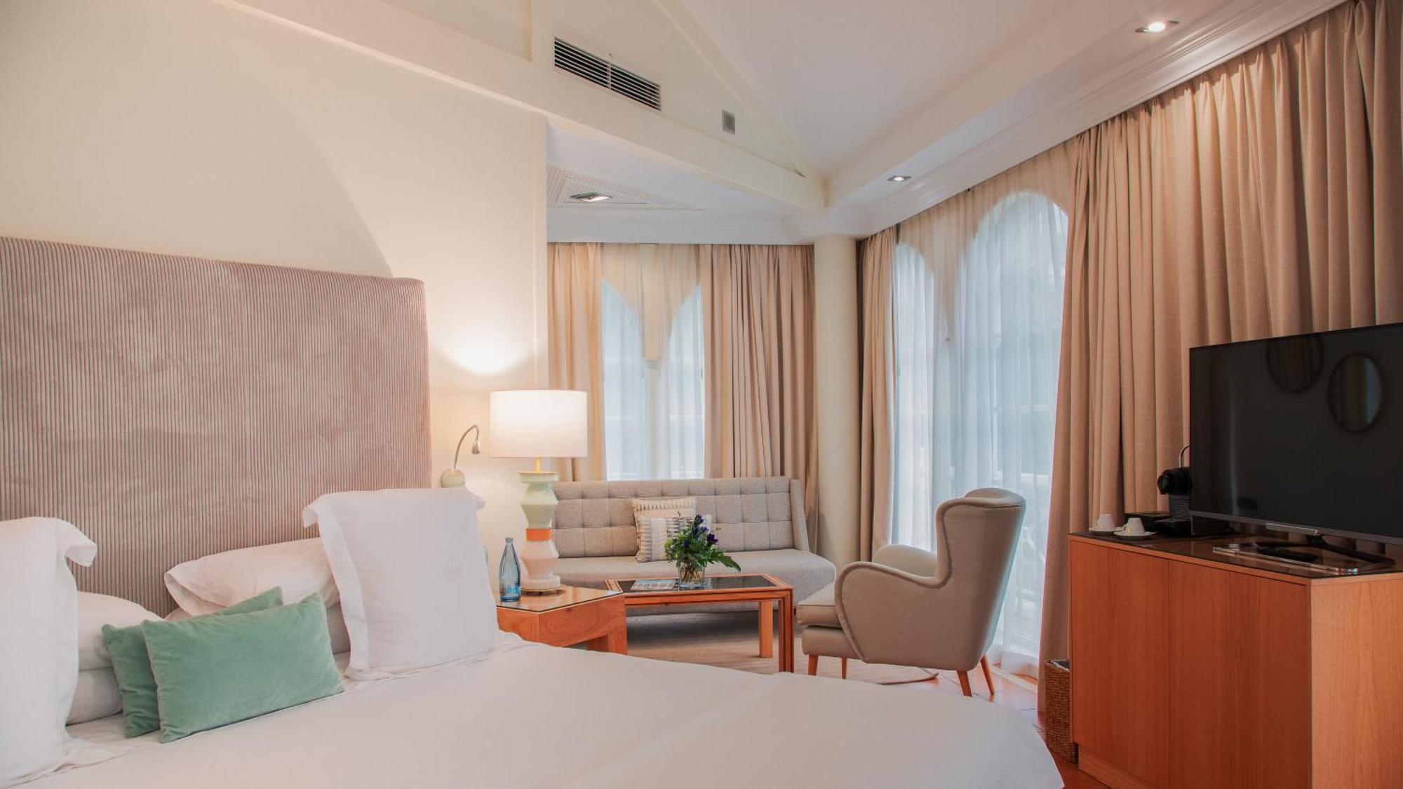 Bahia Del Duque Hotel 5*